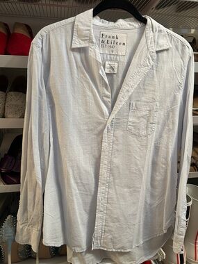 Frank & Eileen Women’s Light Blue and White Fine-Stripe Button Down Shirt